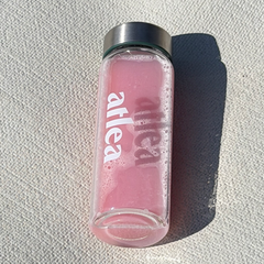 Glasflasche mit Shakerball